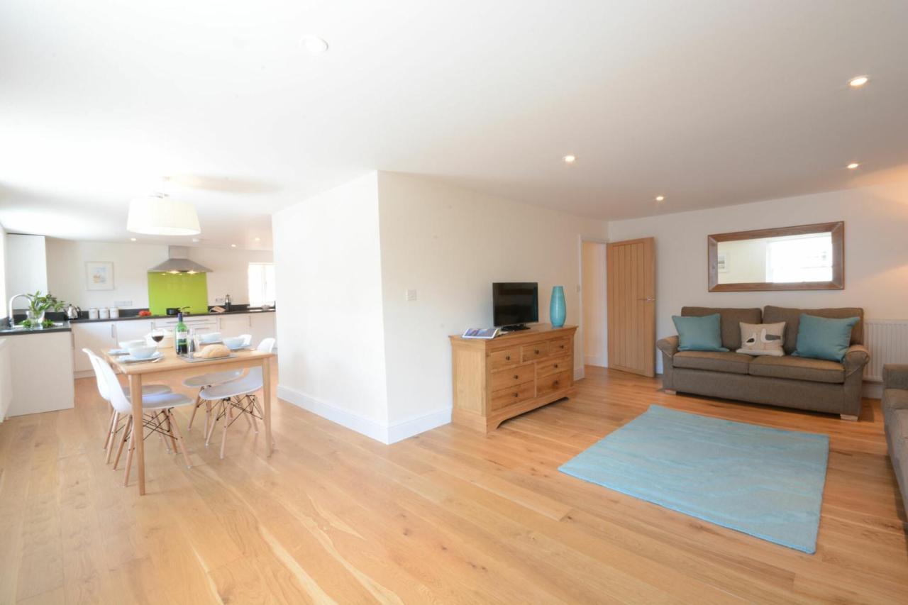 Southwold Arms Apartment Екстер'єр фото