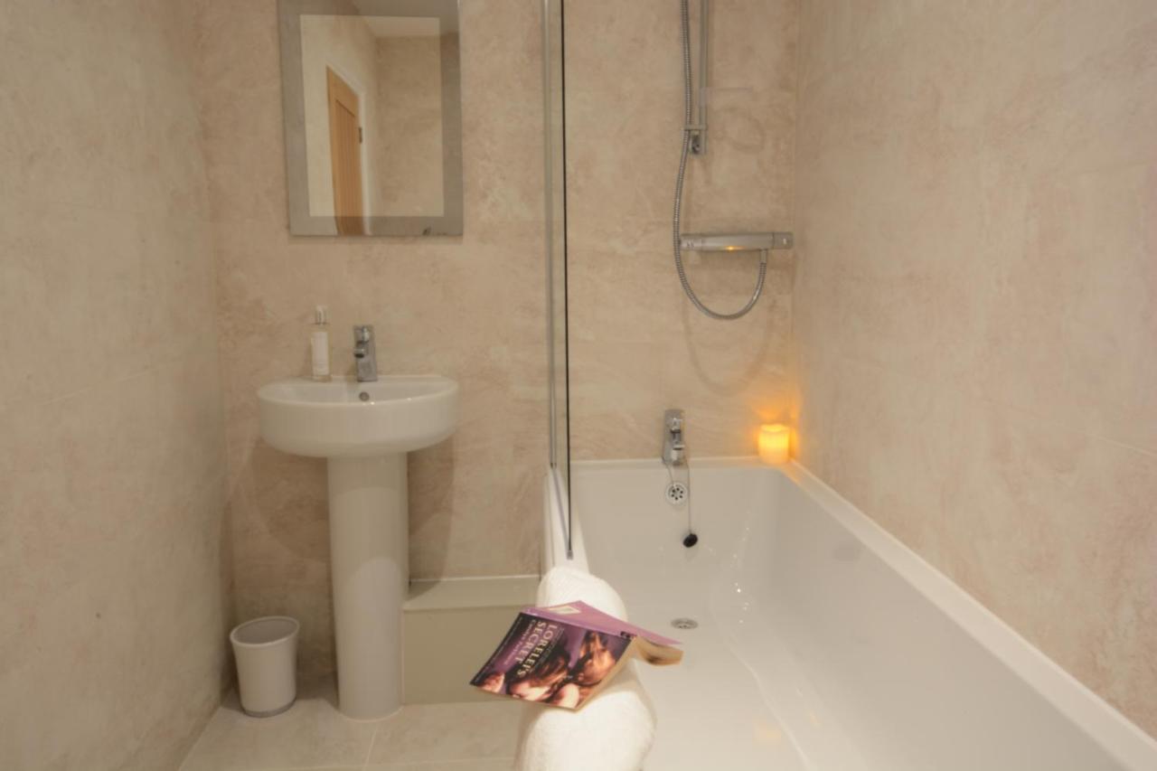 Southwold Arms Apartment Екстер'єр фото